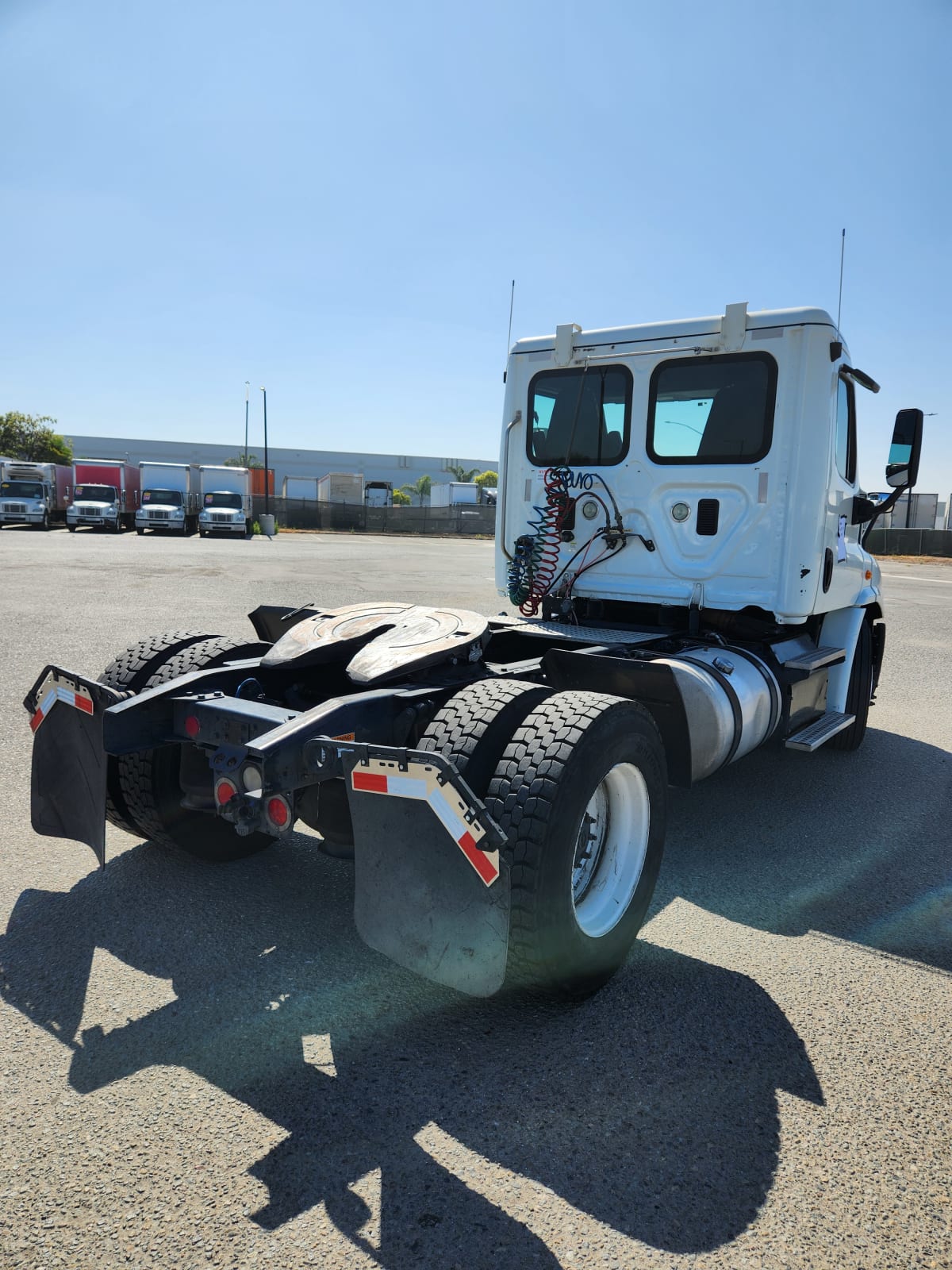 2016 Freightliner/Mercedes CASCADIA 113 650611