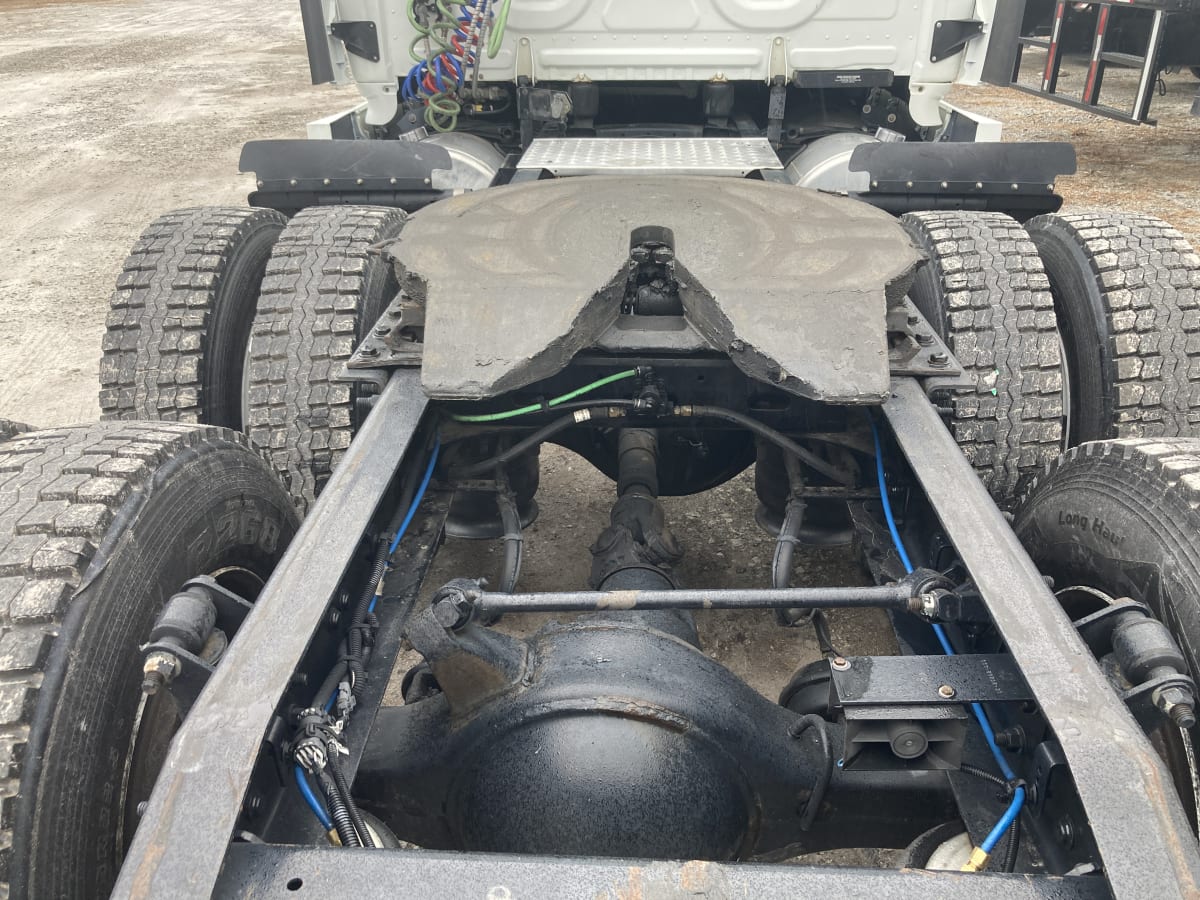 2016 Freightliner/Mercedes CASCADIA 125 650806