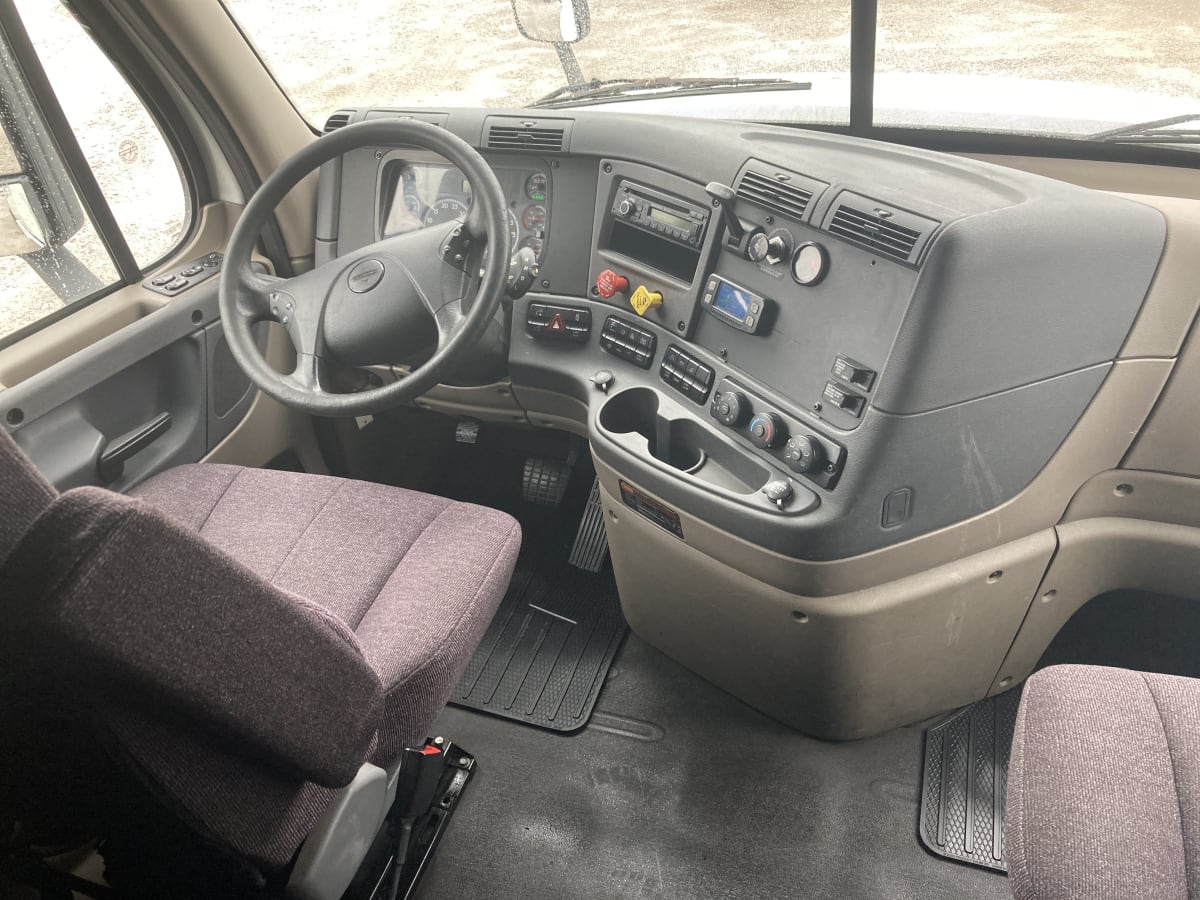 2016 Freightliner/Mercedes CASCADIA 125 650806