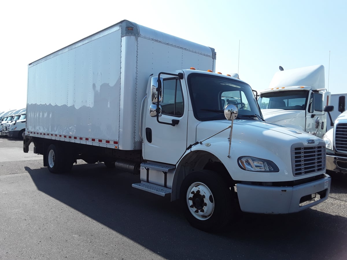 2016 Freightliner/Mercedes M2 106 650847