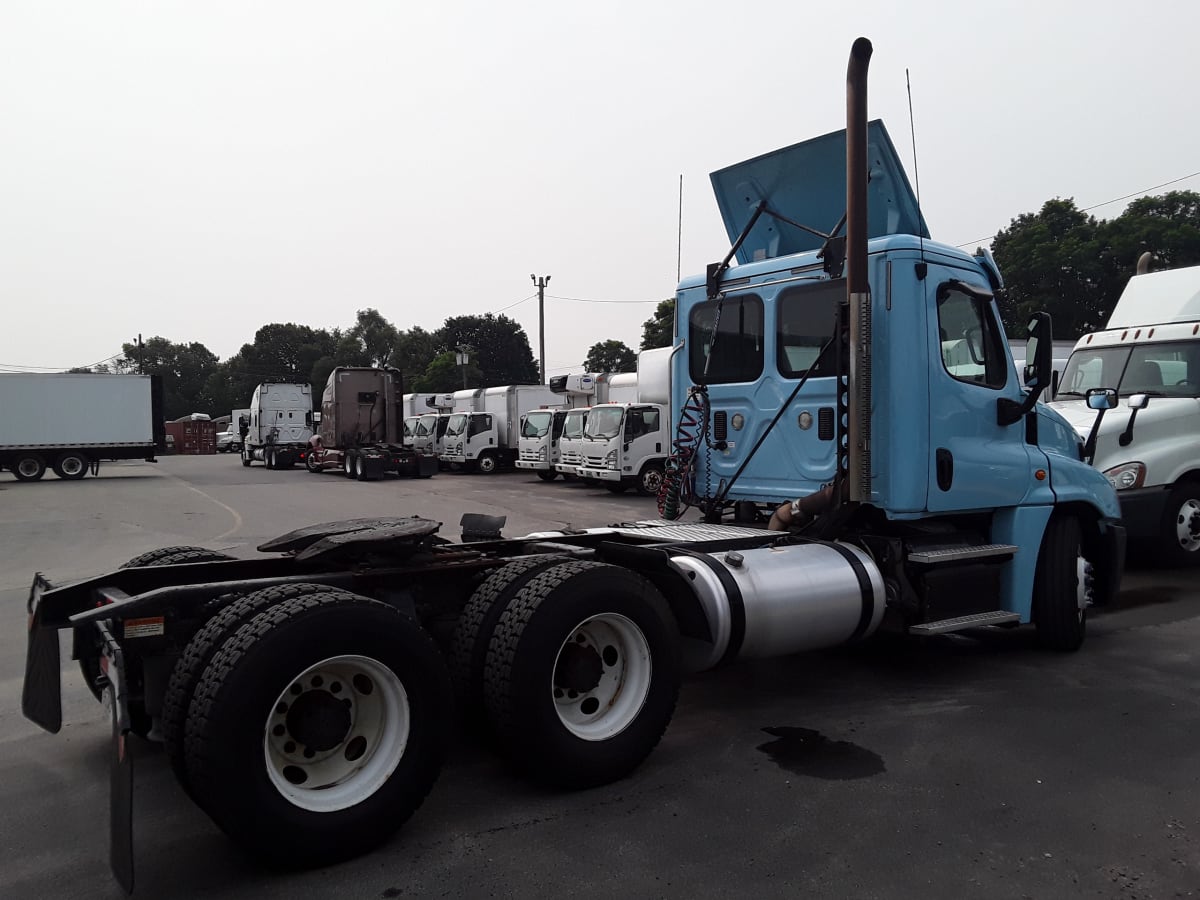 2016 Freightliner/Mercedes CASCADIA 125 650899