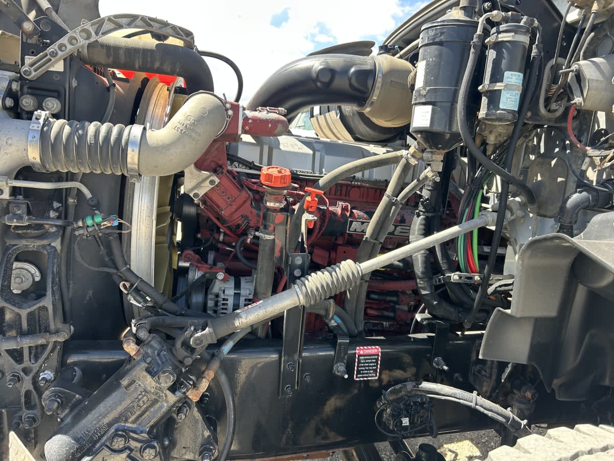 2016 Mack Trucks, Inc. GU 800 651117