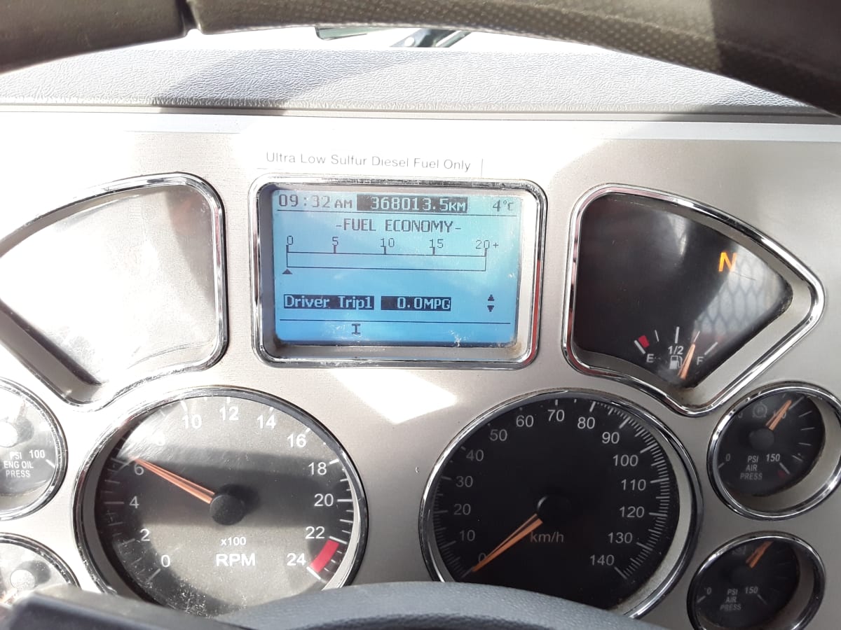 2016 Mack Trucks, Inc. GU 800 651120