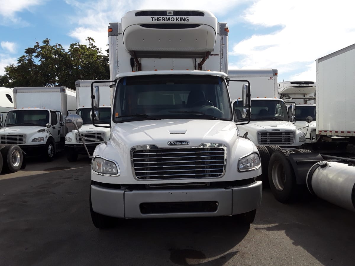 2016 Freightliner/Mercedes M2 106 651125