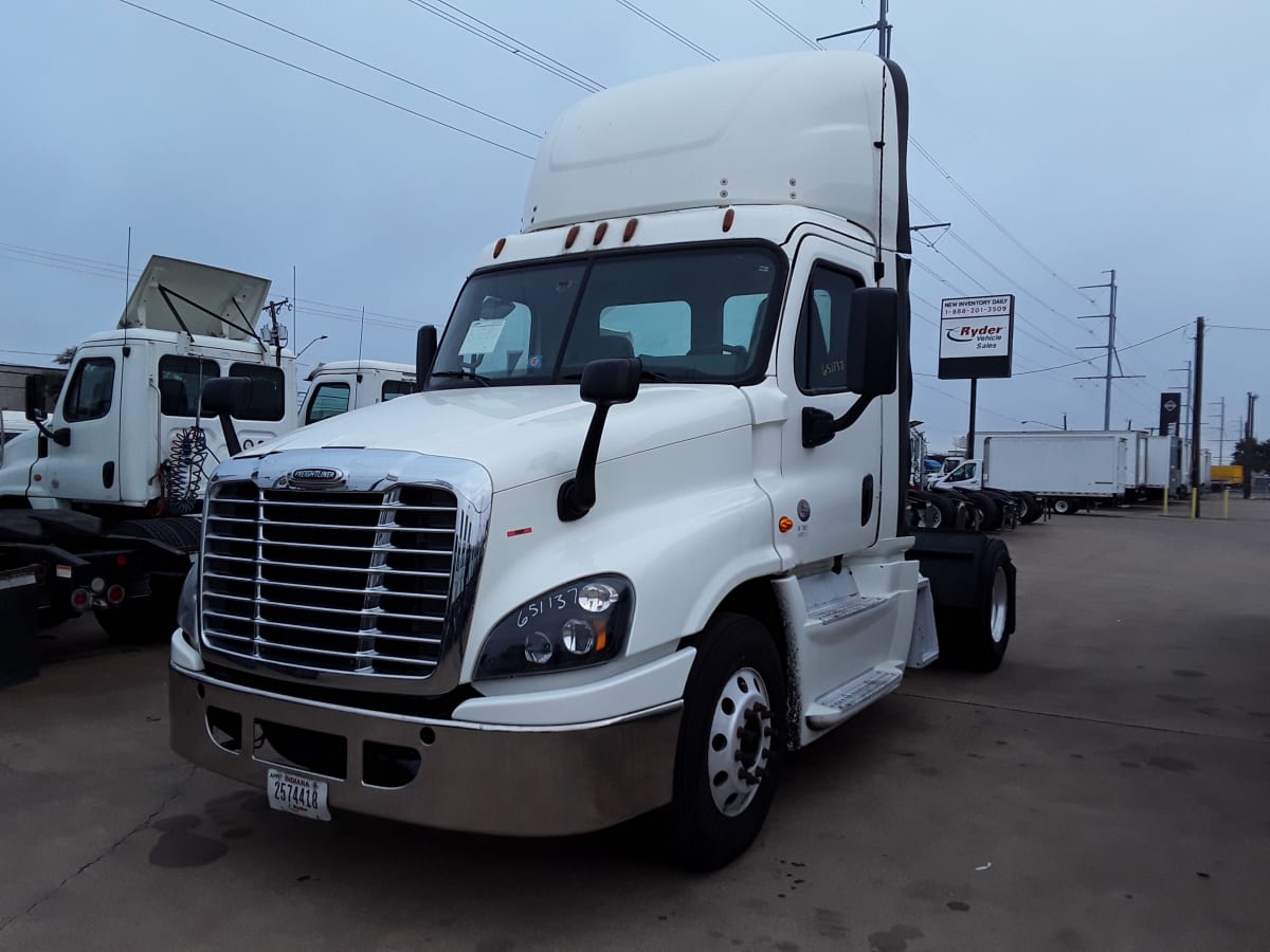 2016 Freightliner/Mercedes CASCADIA 125 651137