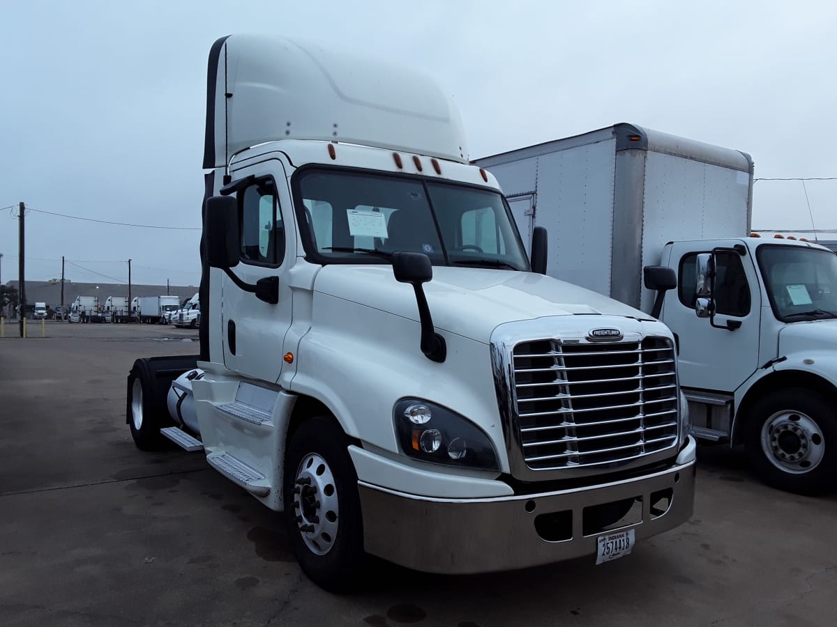 2016 Freightliner/Mercedes CASCADIA 125 651137