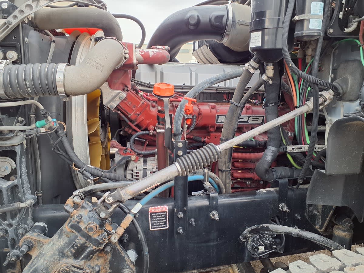 2016 Mack Trucks, Inc. GU 800 651188