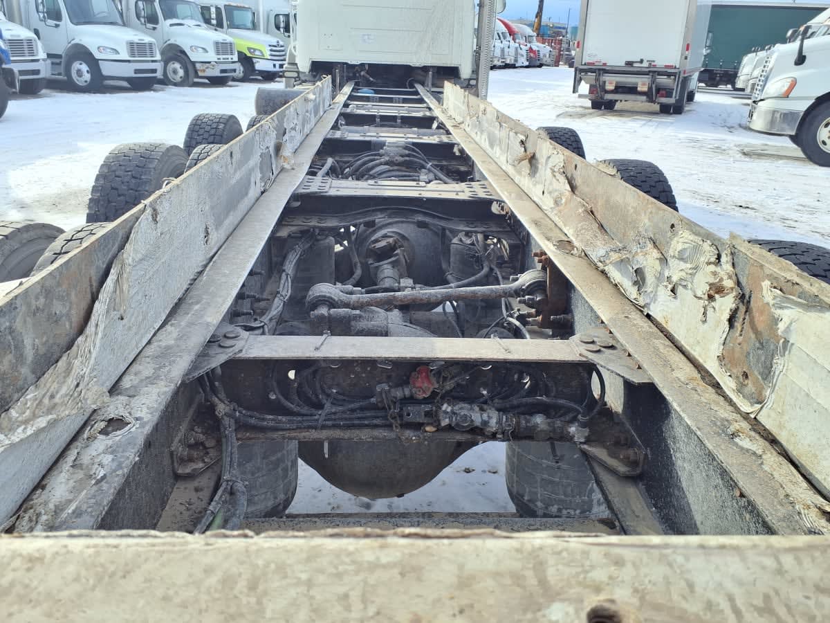 2016 Mack Trucks, Inc. GU 800 651189