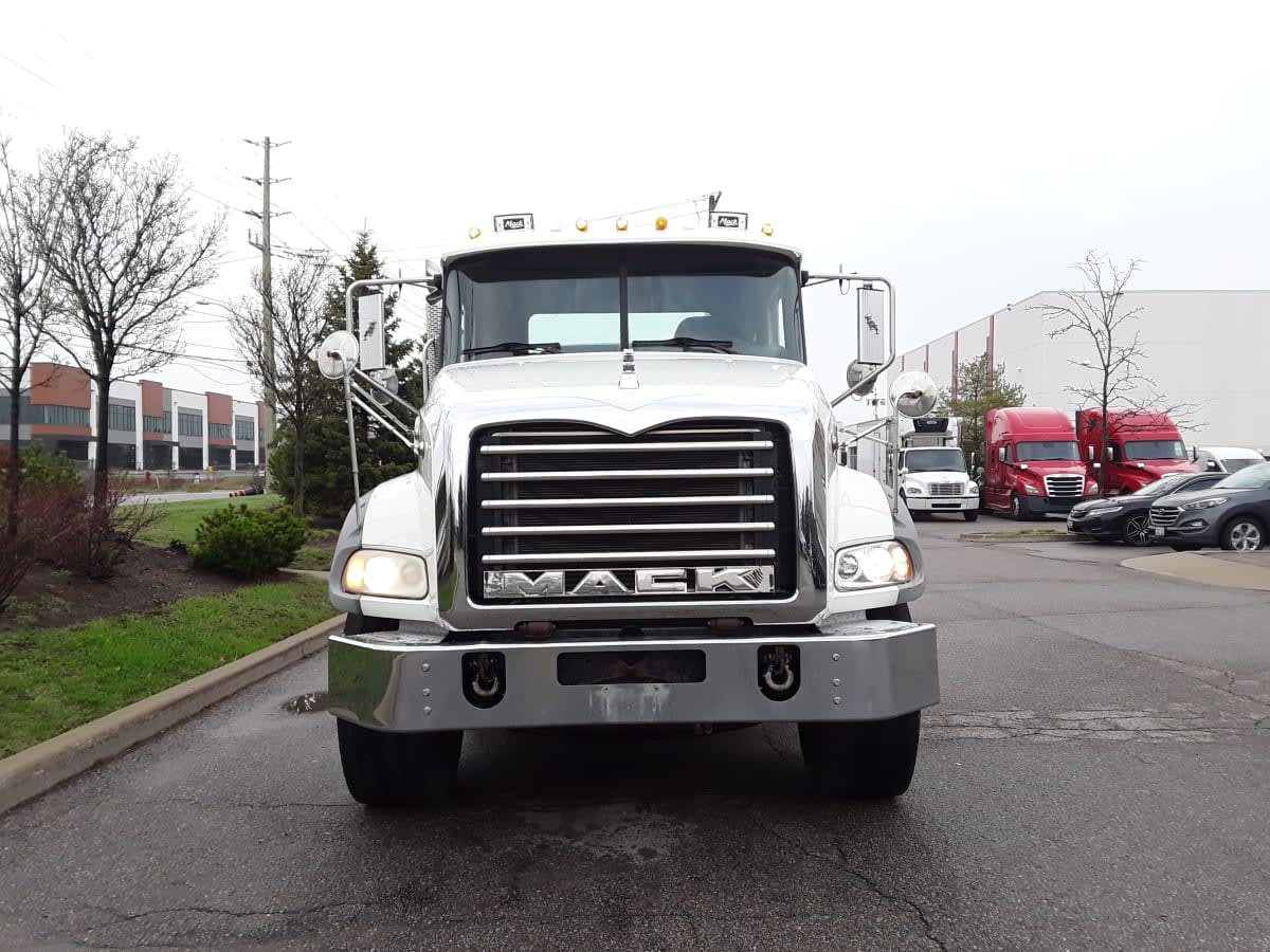 2015 Mack Trucks, Inc. GU813 651191