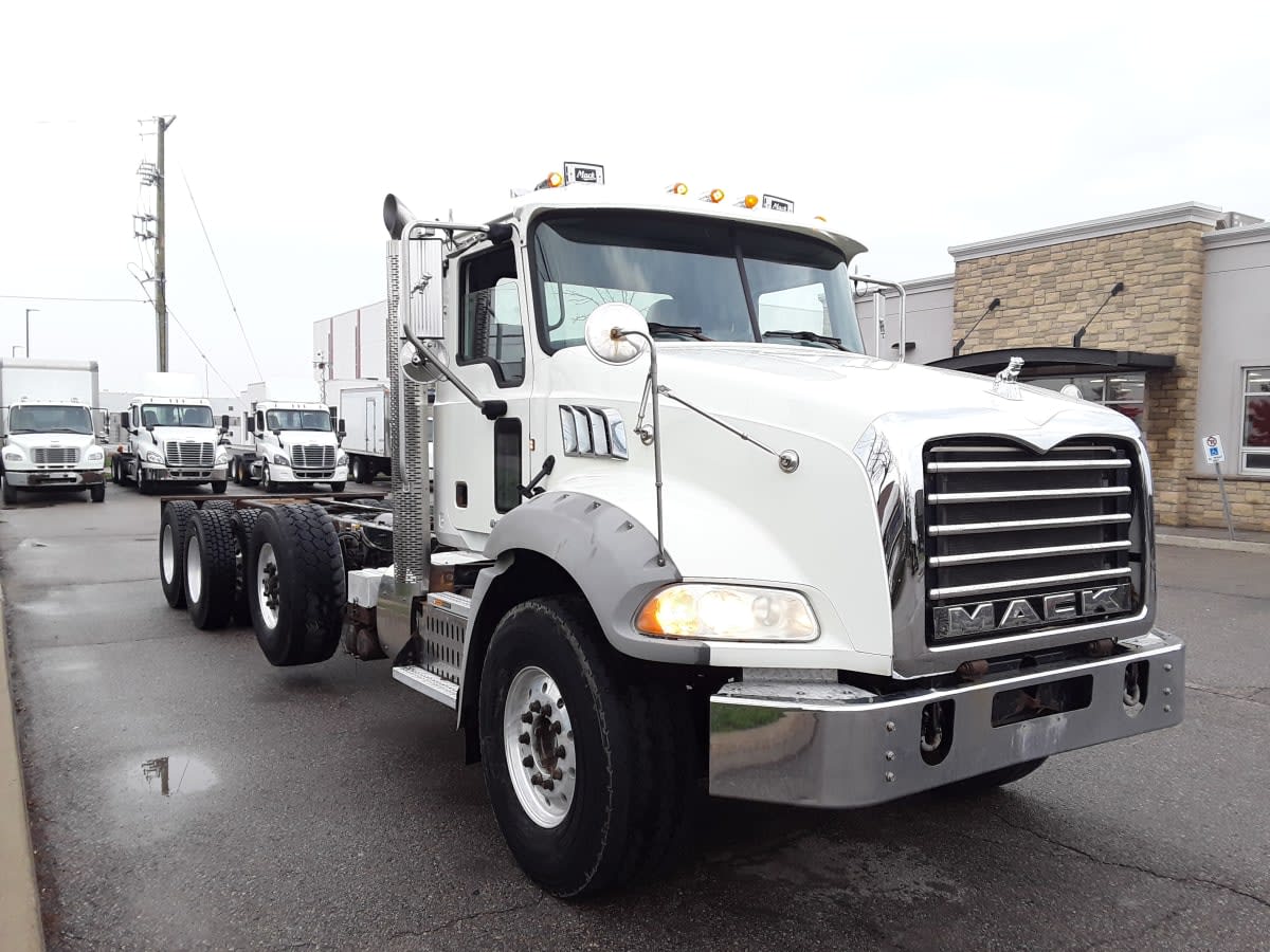 2015 Mack Trucks, Inc. GU813 651191