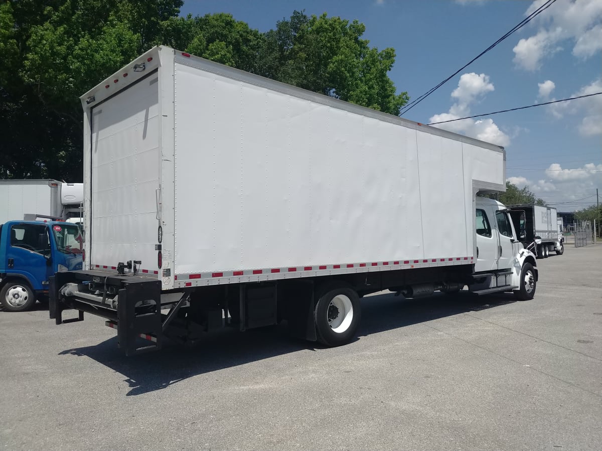 2016 Freightliner/Mercedes M2 106 651213