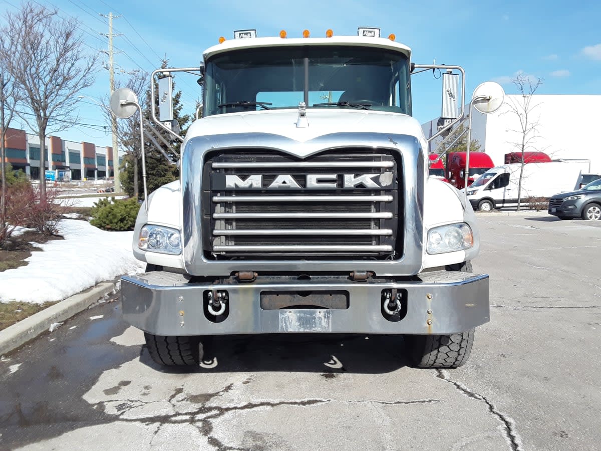 2016 Mack Trucks, Inc. GU813 651227