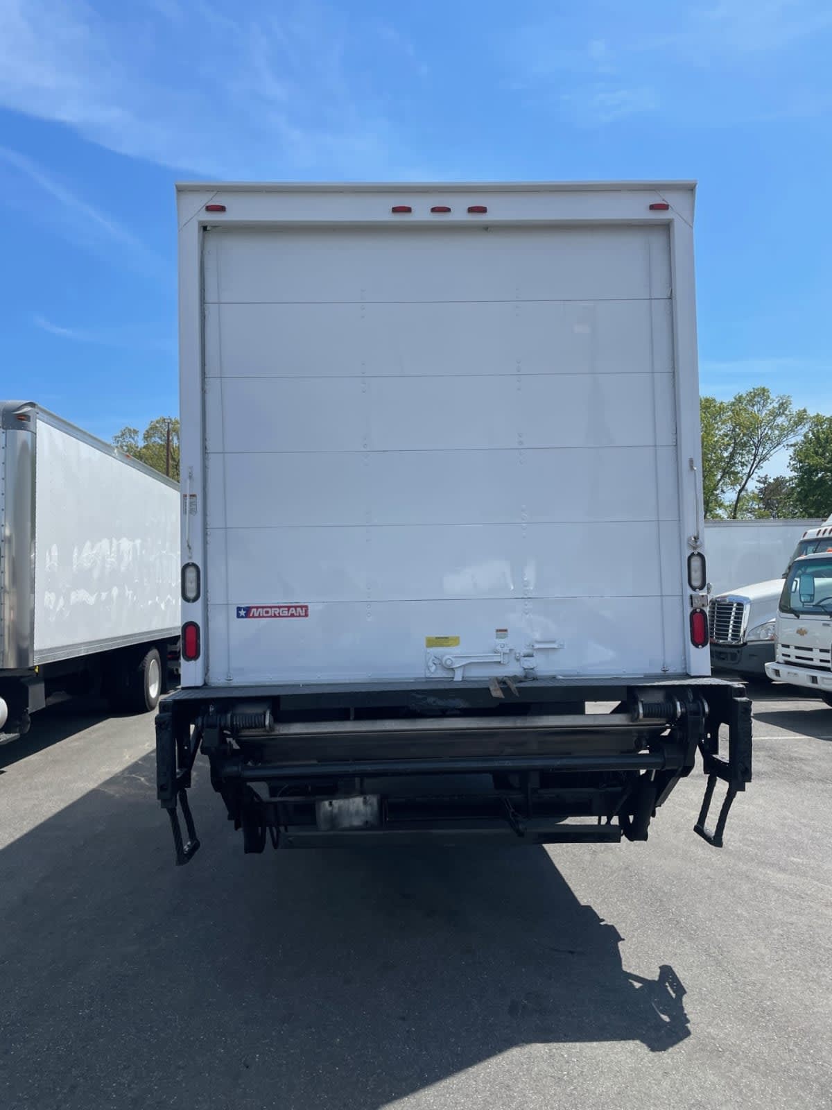 2016 Freightliner M2 106 651275