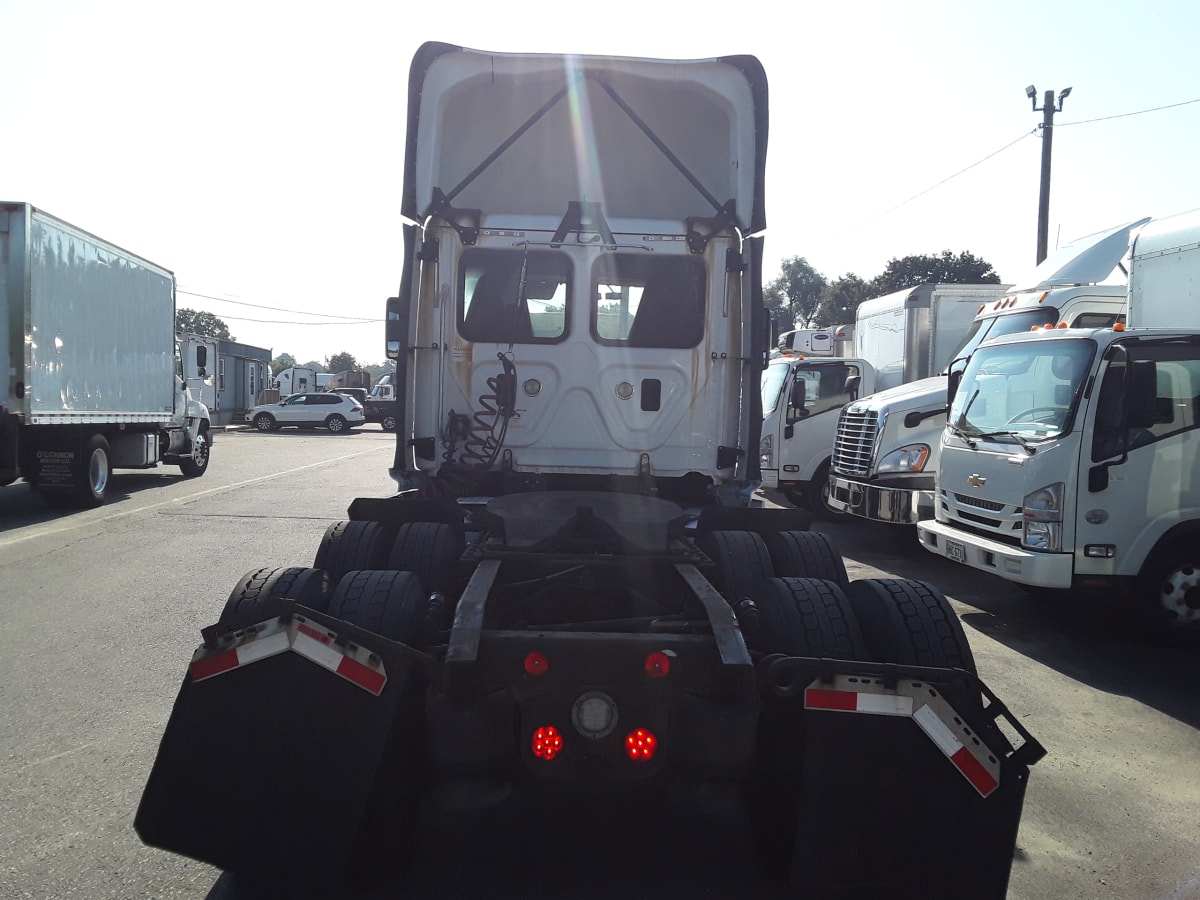 2016 Freightliner/Mercedes CASCADIA 125 651382