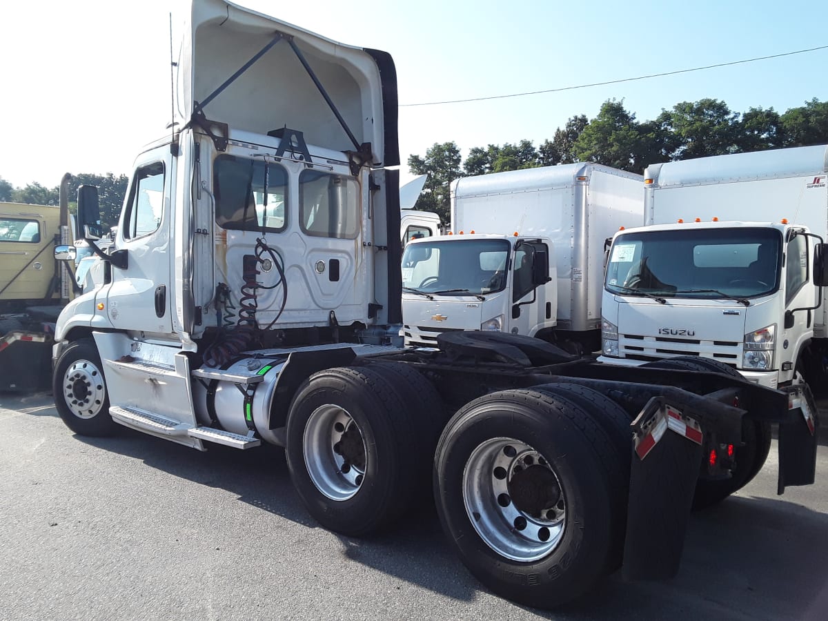 2016 Freightliner/Mercedes CASCADIA 125 651382