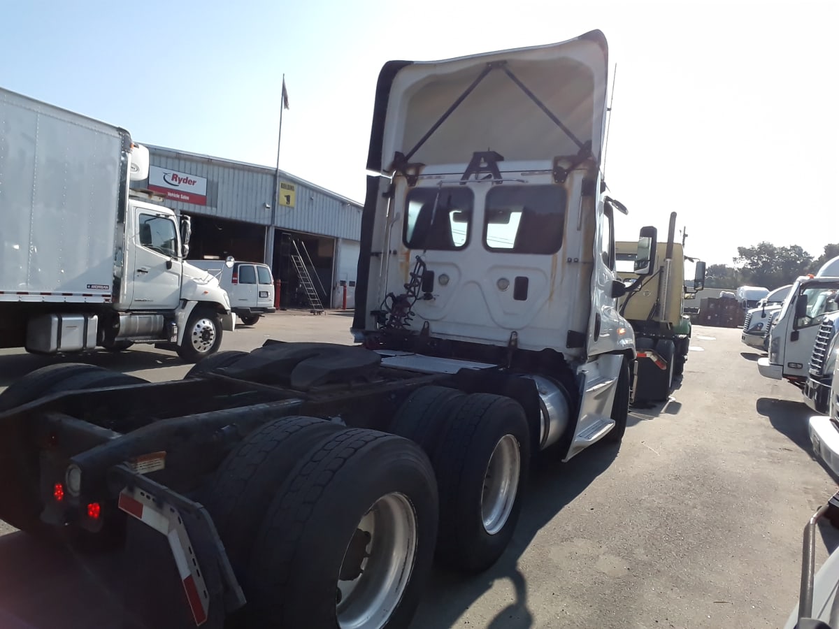 2016 Freightliner/Mercedes CASCADIA 125 651382