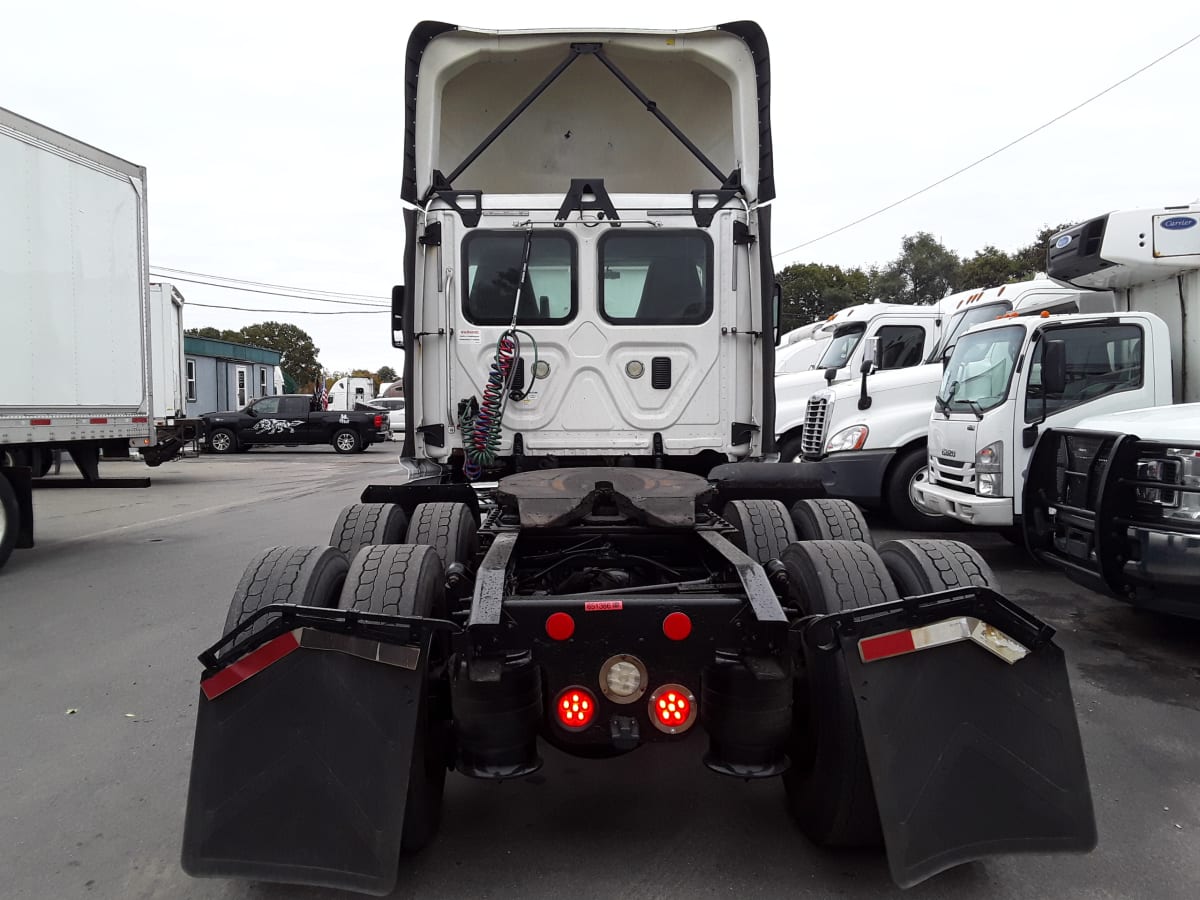 2016 Freightliner/Mercedes CASCADIA 125 651386