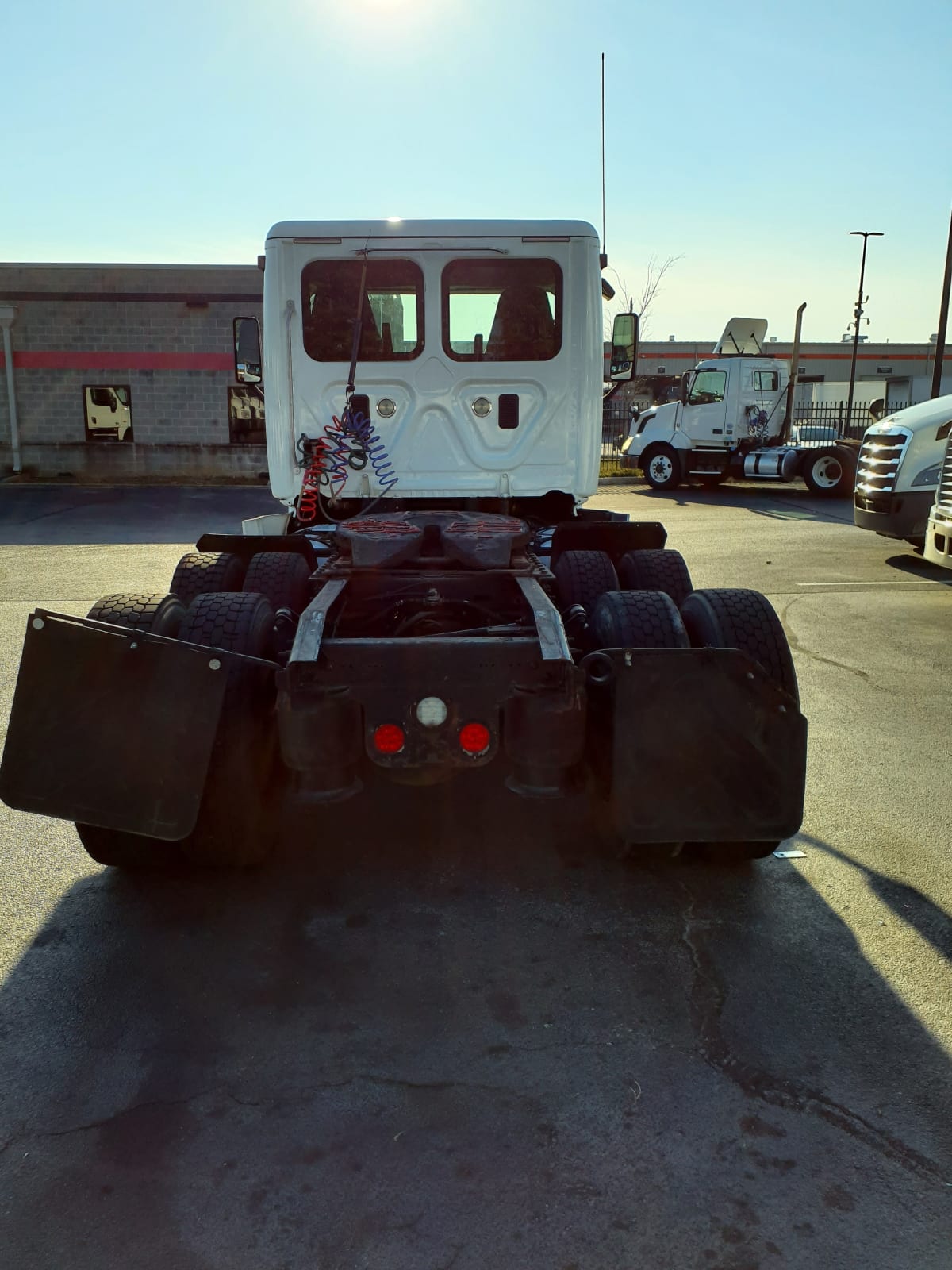 2016 Freightliner/Mercedes CASCADIA 125 651438