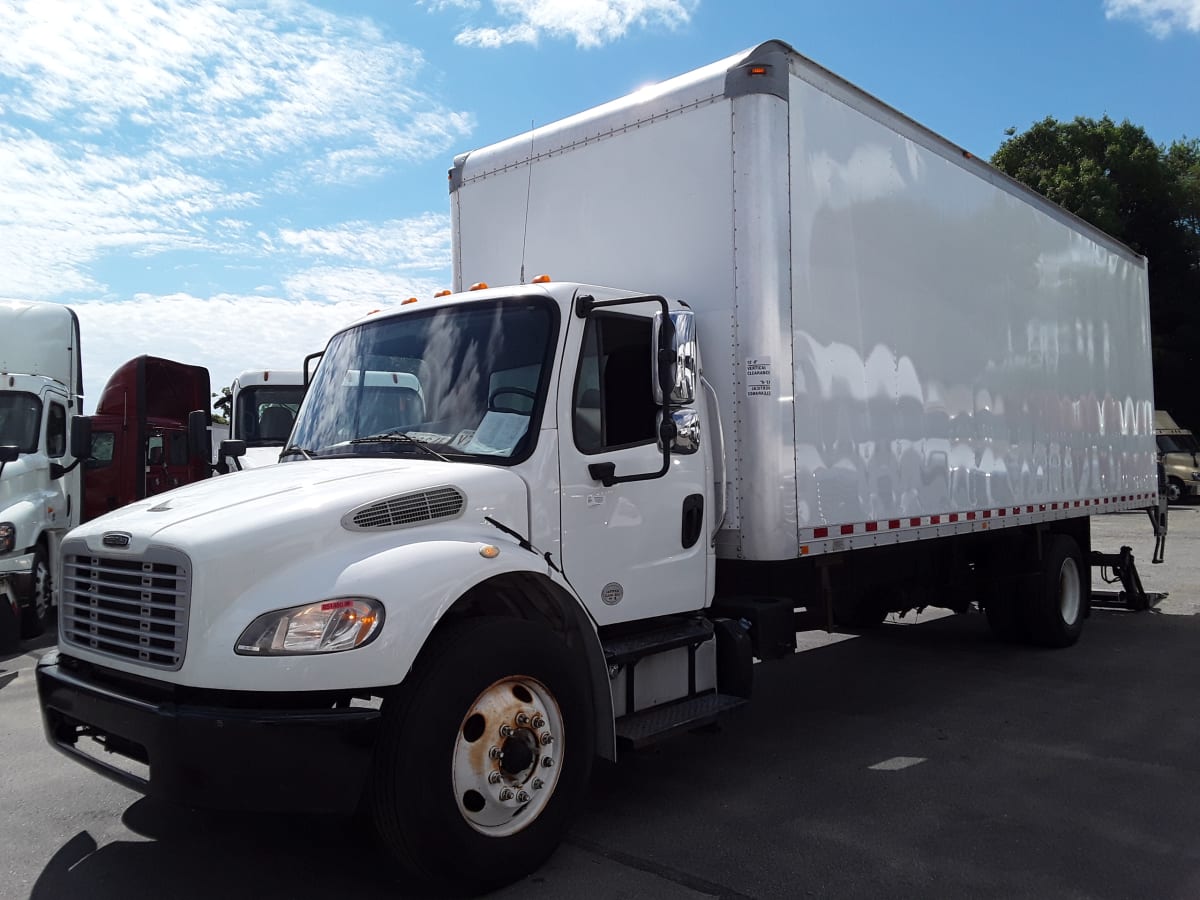 2016 Freightliner/Mercedes M2 106 651480