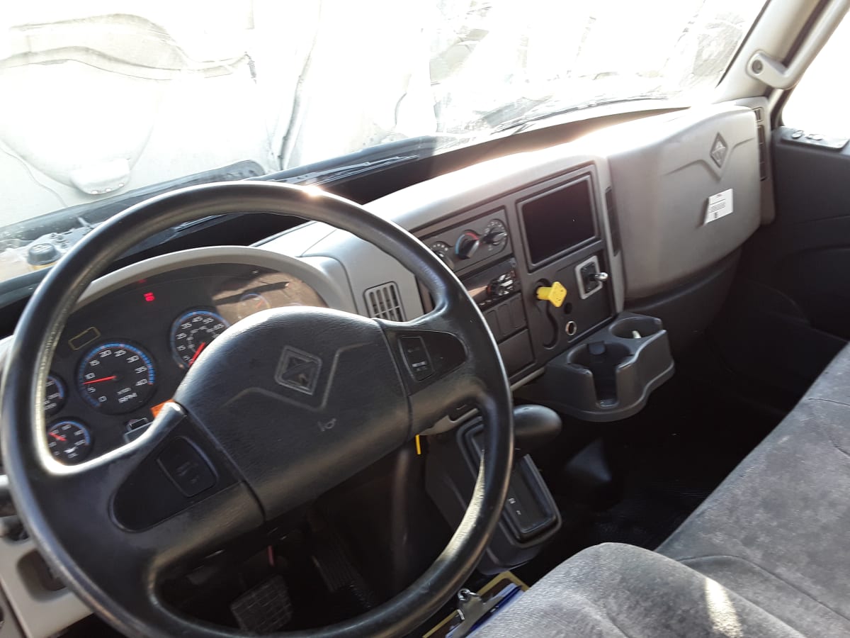 2016 Navistar International 4300 651588