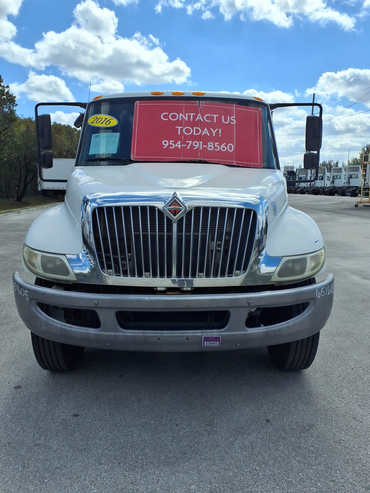 2016 Navistar International 4300 651605