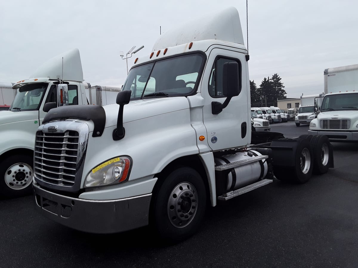 2016 Freightliner/Mercedes CASCADIA 125 651652