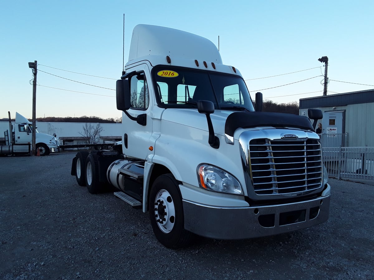 2016 Freightliner/Mercedes CASCADIA 125 651656