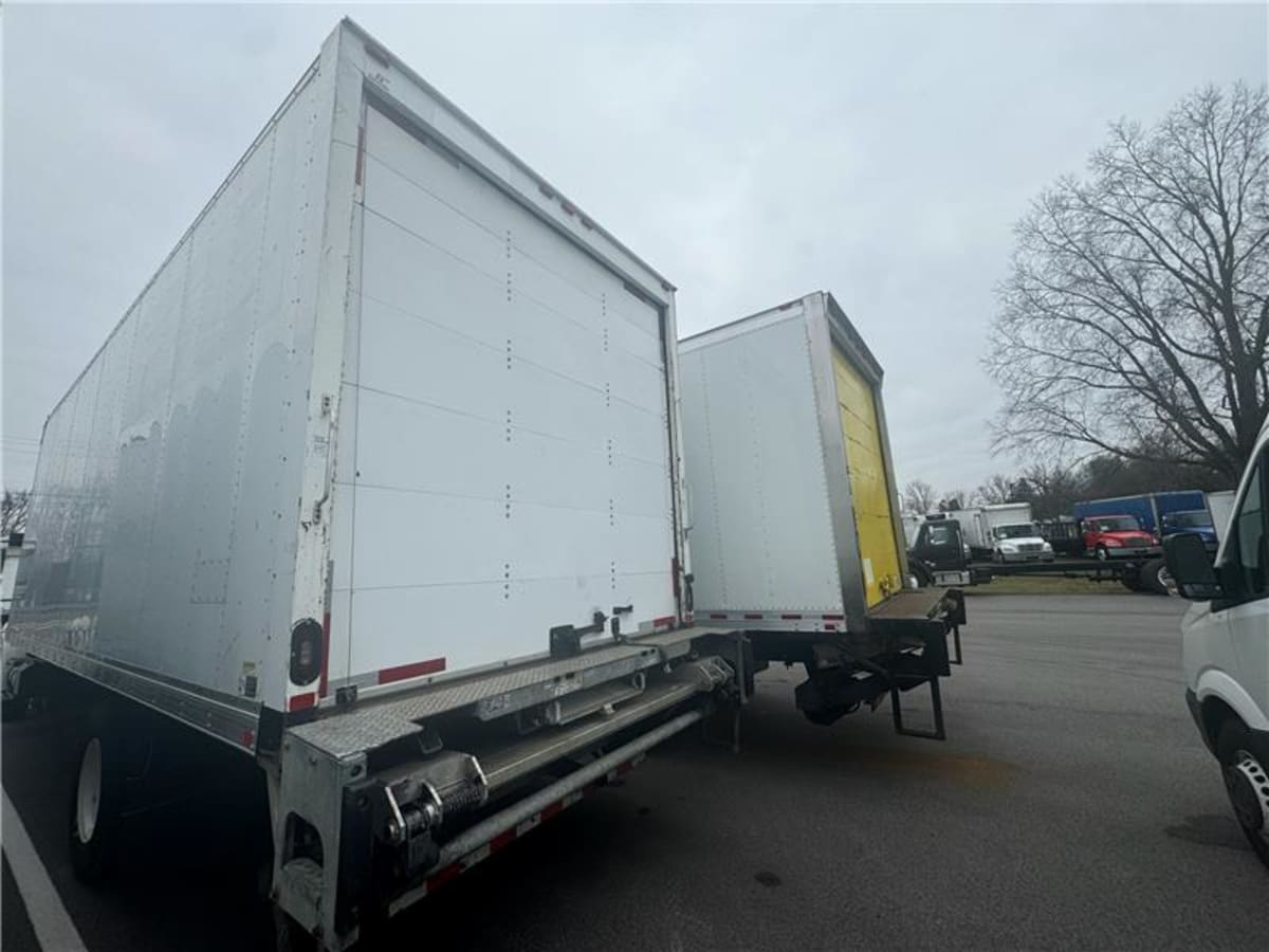 2016 Navistar International 4300 651789