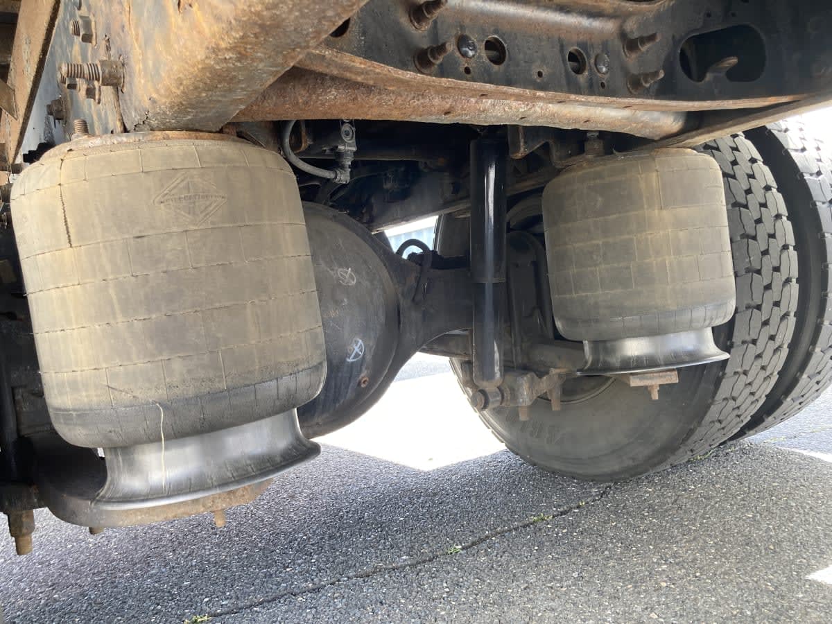 2016 International 4300 in Springfield, MA — photo 8