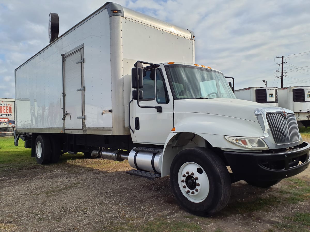 2016 Navistar International 4300 651877