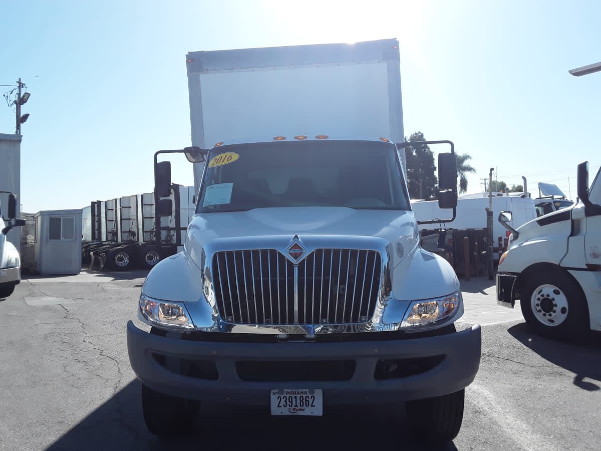 2016 Navistar International 4300 651911