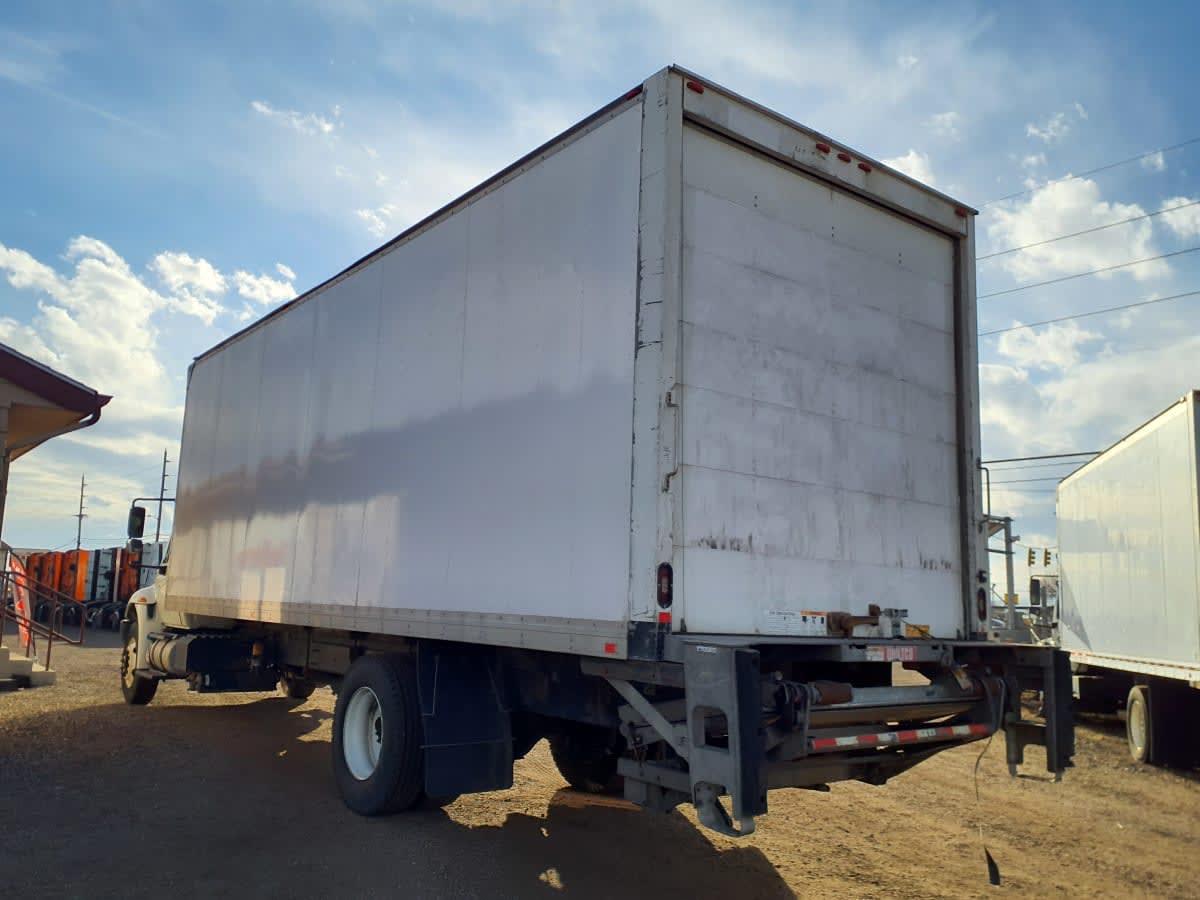 2016 International 4300 - image 6