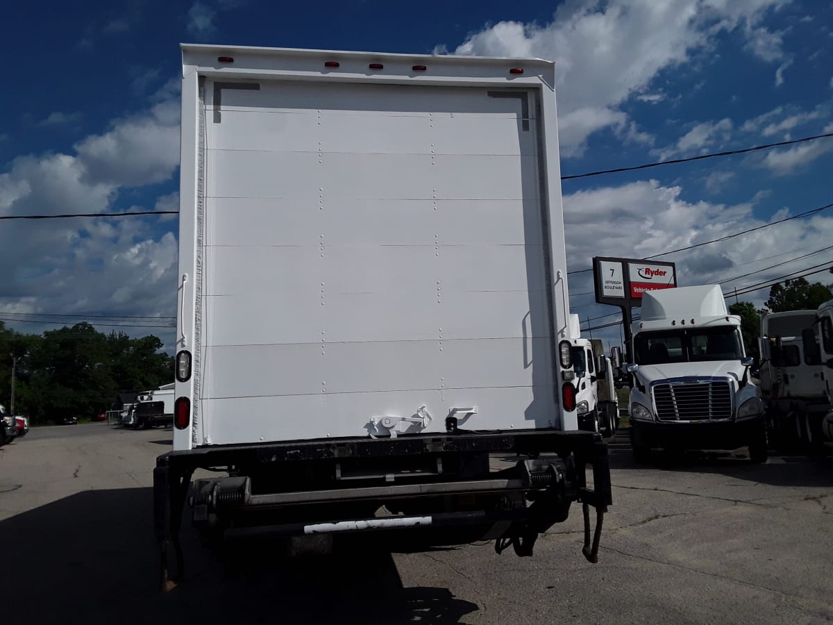 2016 Freightliner/Mercedes M2 106 651938