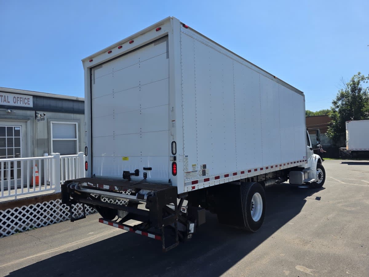 2016 Freightliner/Mercedes M2 106 652048