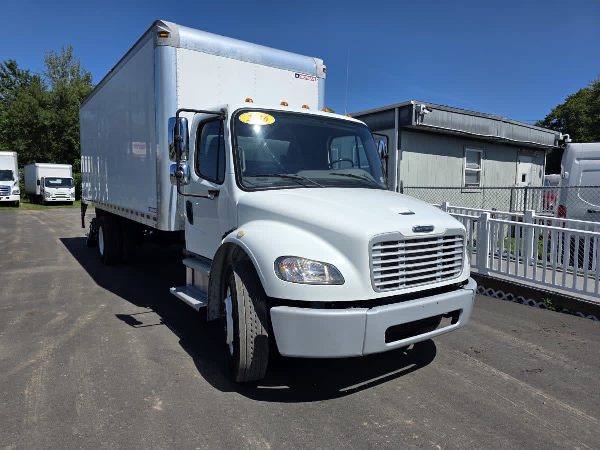 2016 Freightliner/Mercedes M2 106 652048