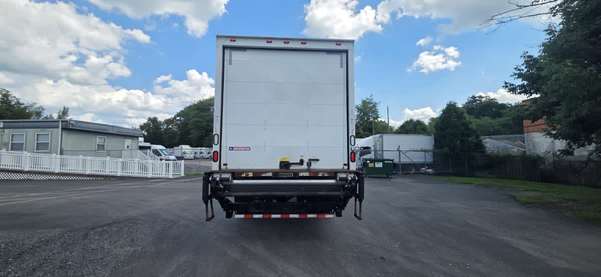 2016 Freightliner M2 106 in Bensalem, PA — photo 5