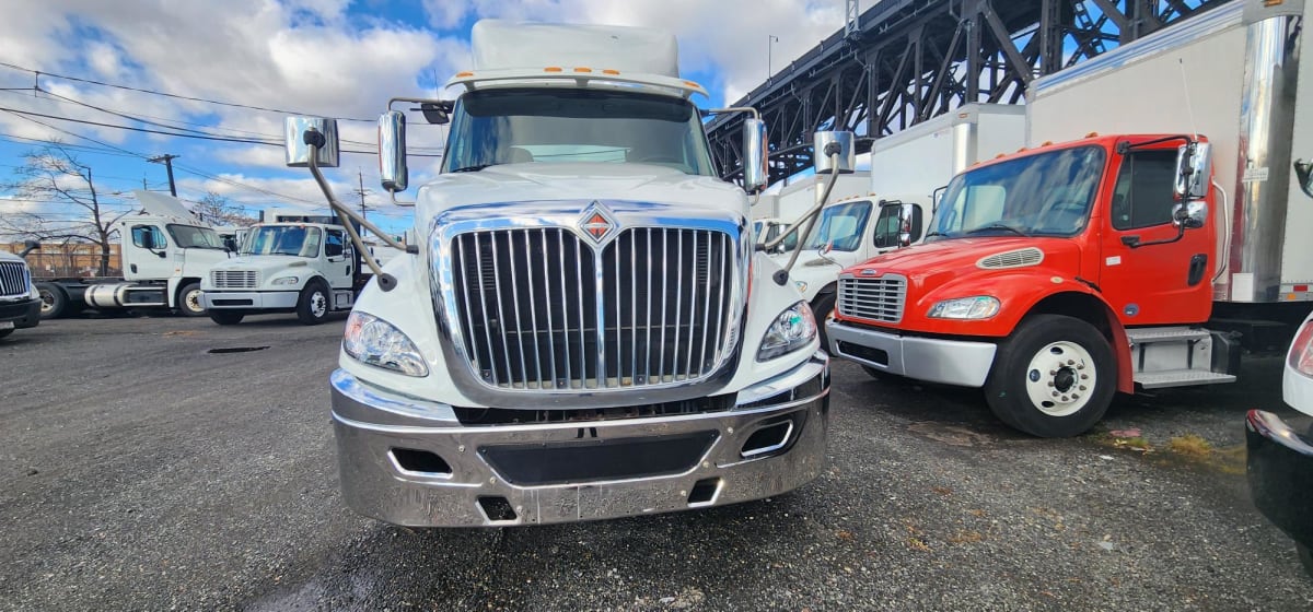 2016 Navistar International PROSTAR 652208