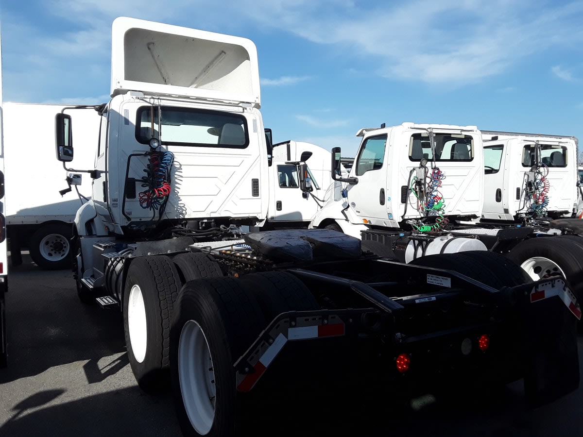 2016 International ProStar - image 6