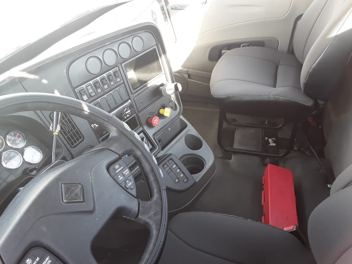 2016 International ProStar - image 7