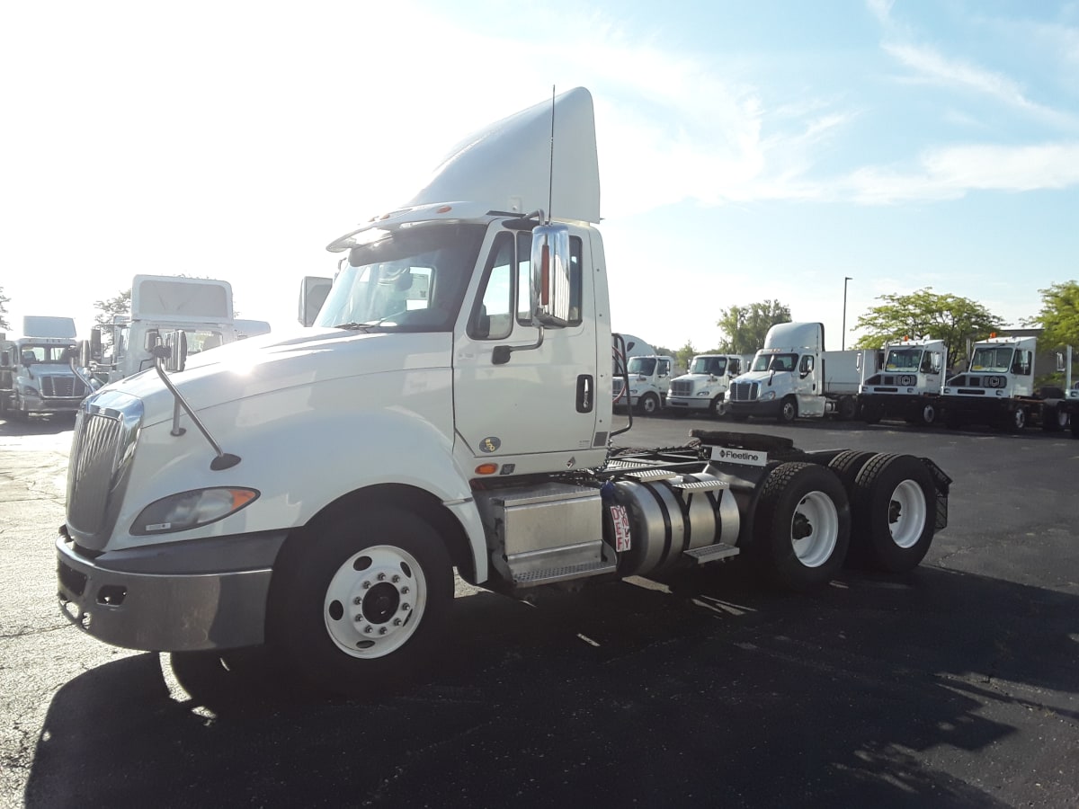 2016 Navistar International PROSTAR 652330