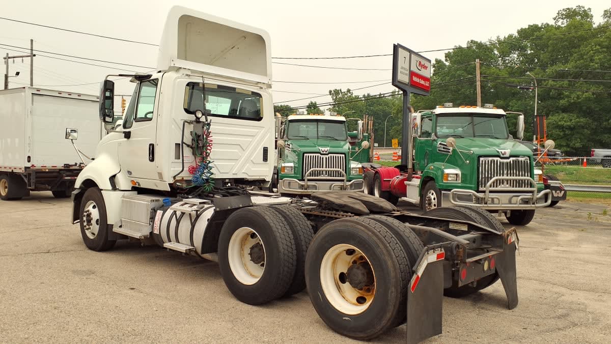 2016 International ProStar in Warwick, RI — photo 6