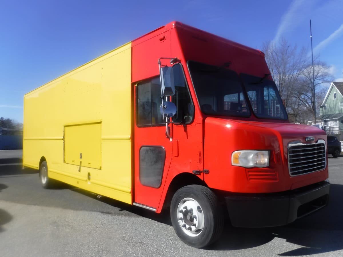 2016 Frtlr Custom Chassis Corp MT55 652559