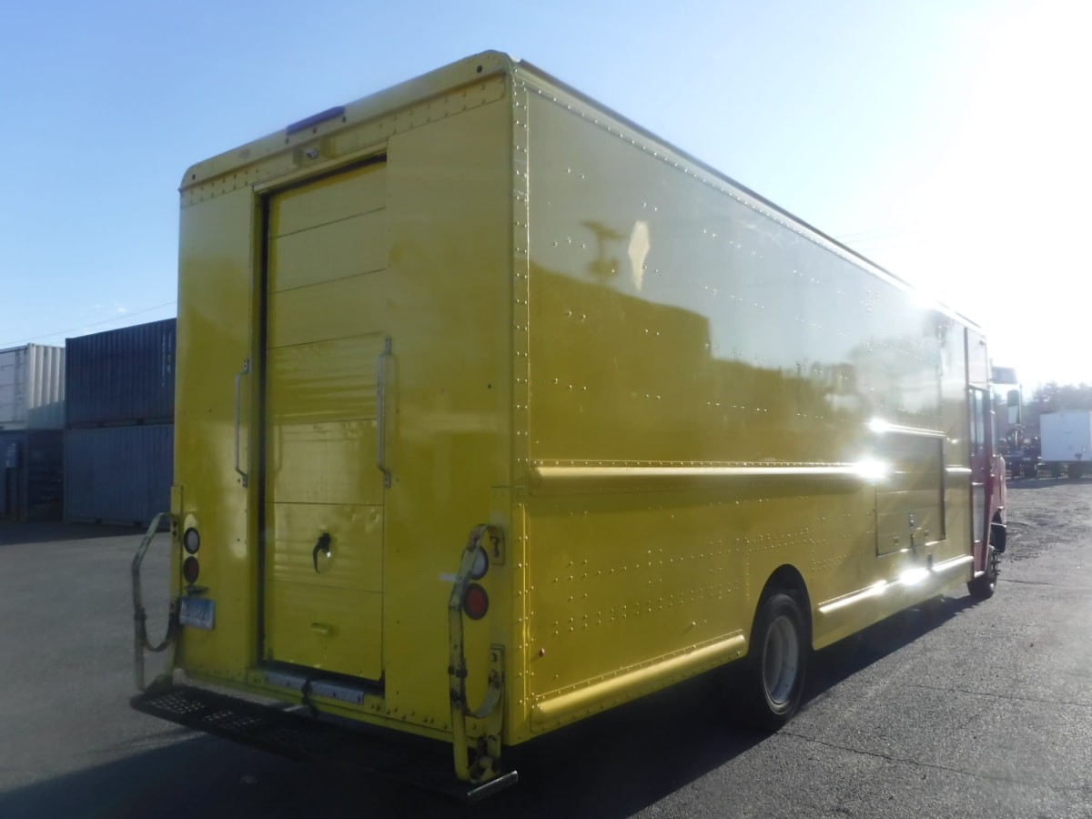 2016 Frtlr Custom Chassis Corp MT55 652572