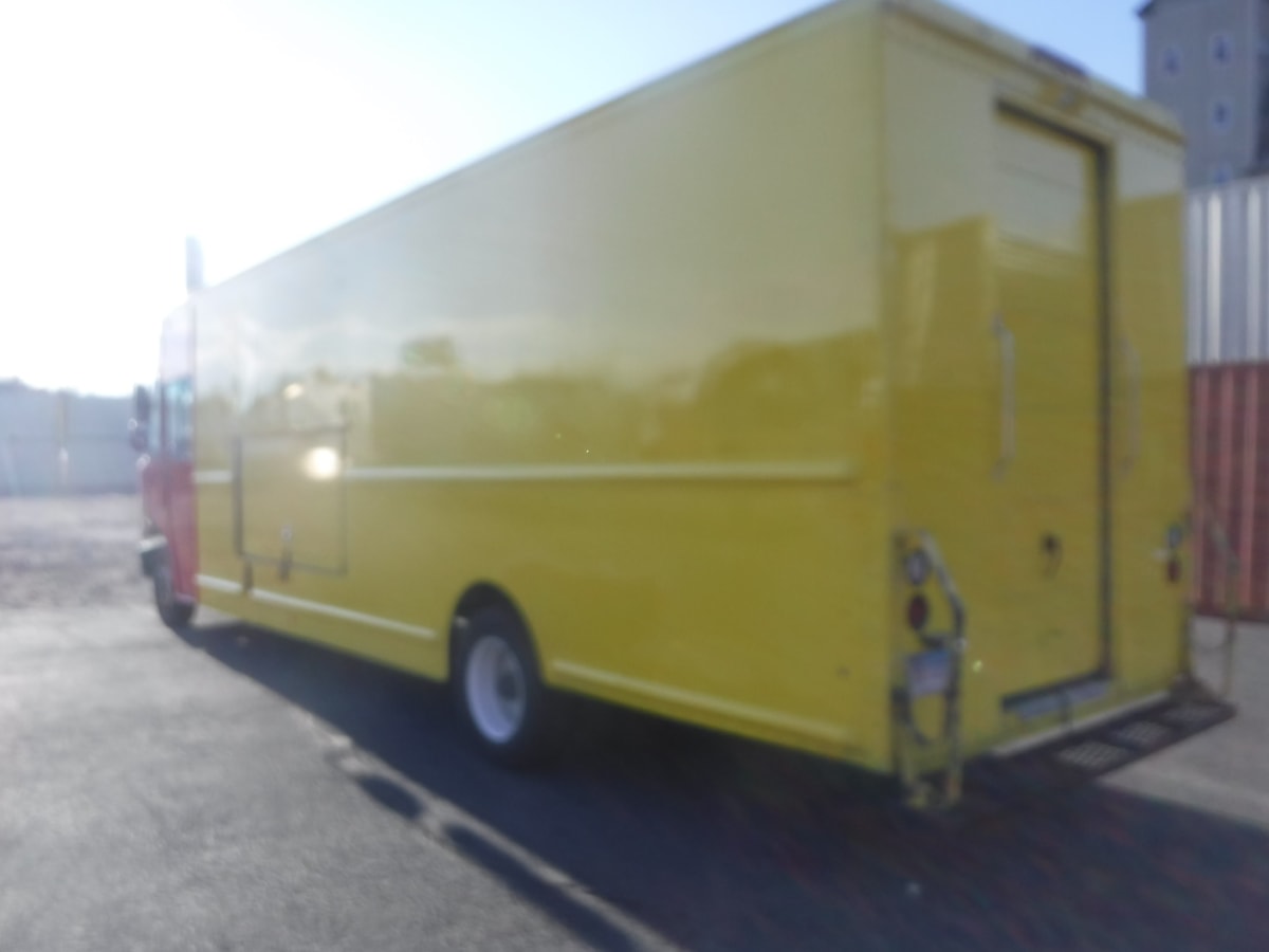 2016 Frtlr Custom Chassis Corp MT55 652572