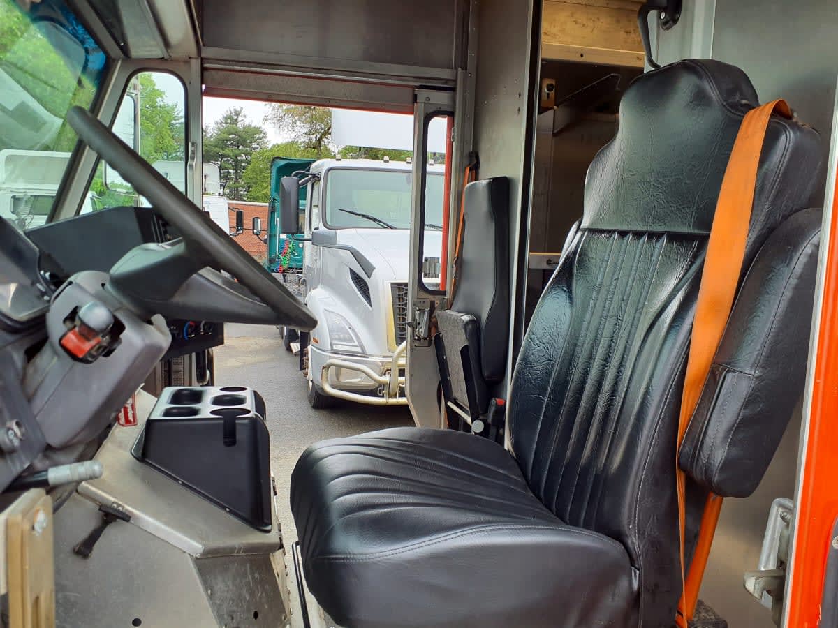 2016 Frtlr Custom Chassis Corp MT55 652573