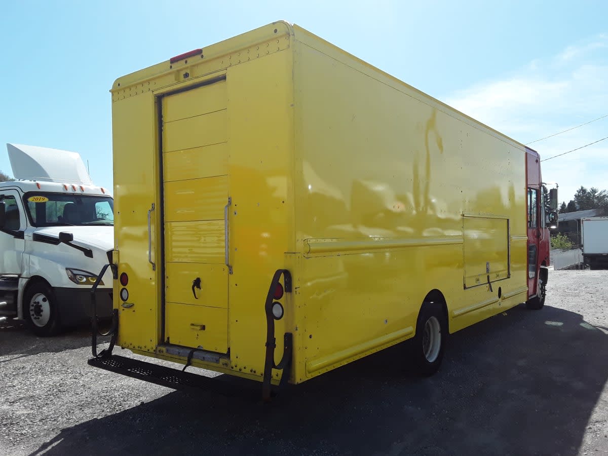 2016 Frtlr Custom Chassis Corp MT55 652585