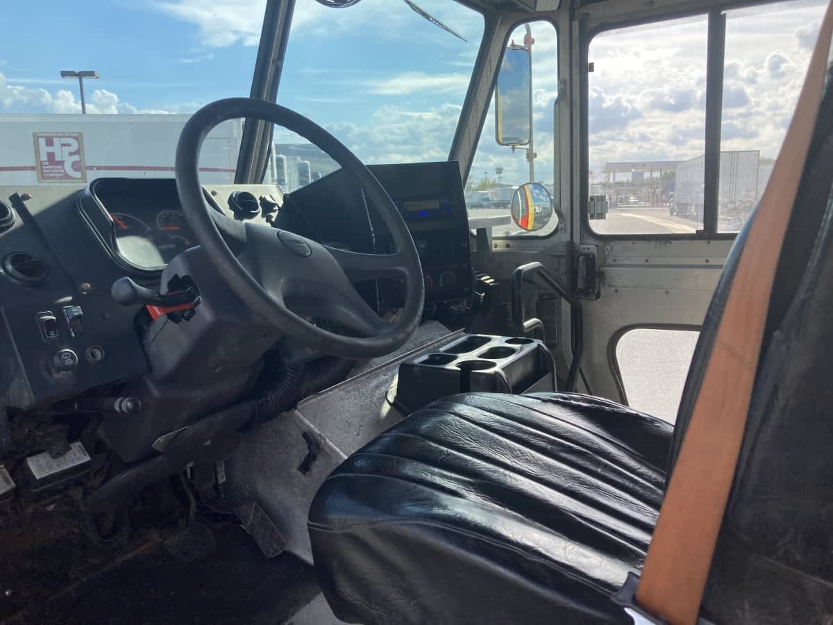2016 Frtlr Custom Chassis Corp MT55 652588