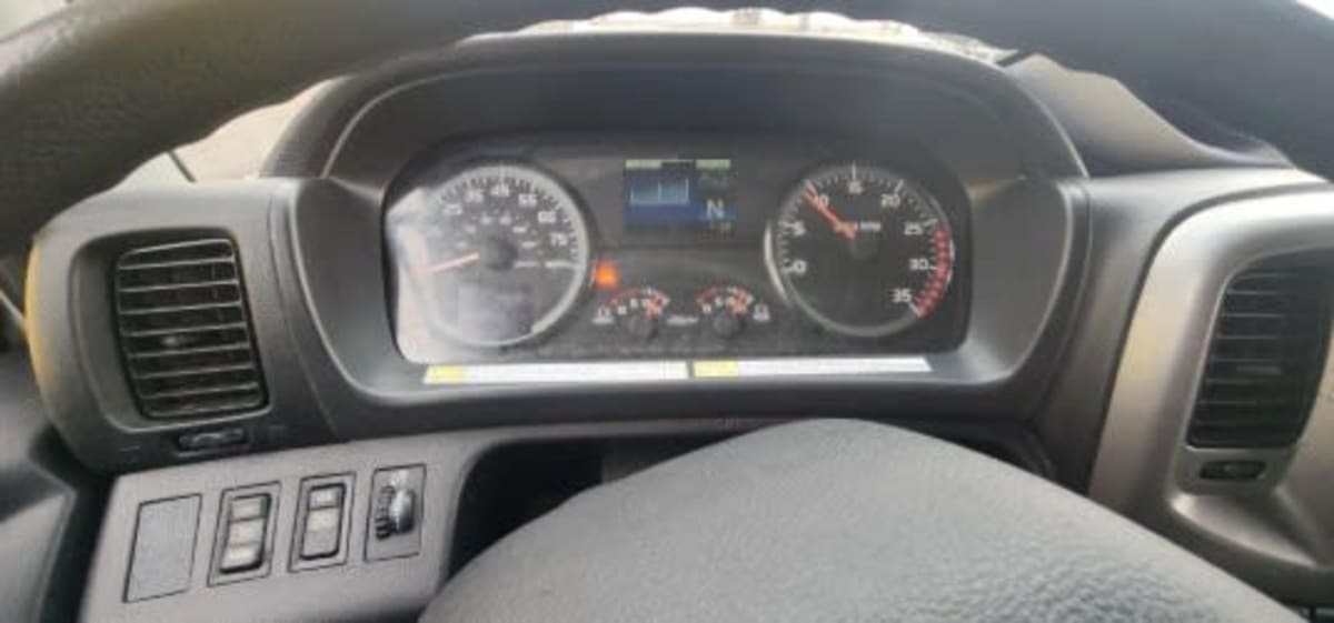 2016 Hino 268 652626