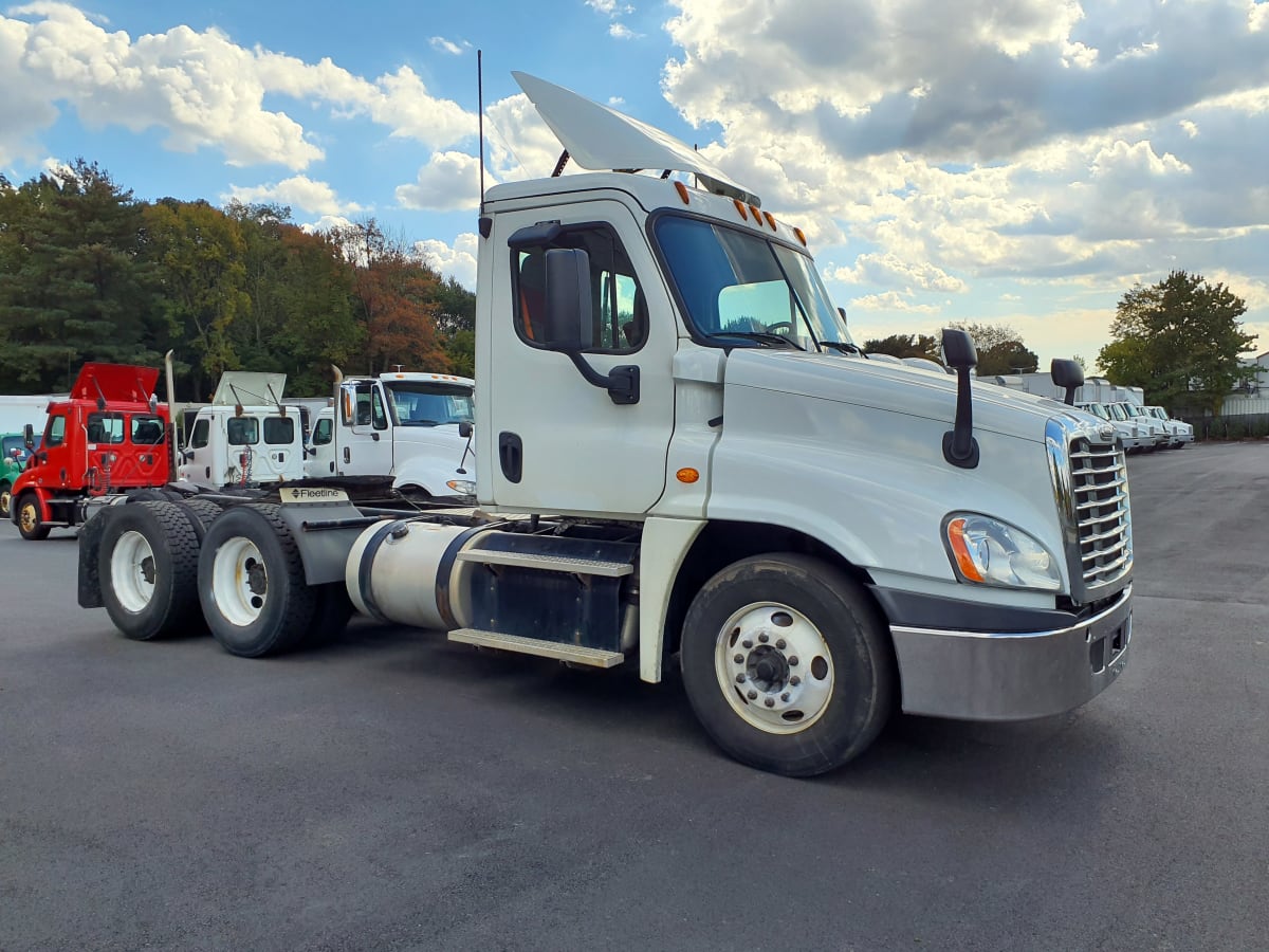 2016 Freightliner/Mercedes CASCADIA 125 652716