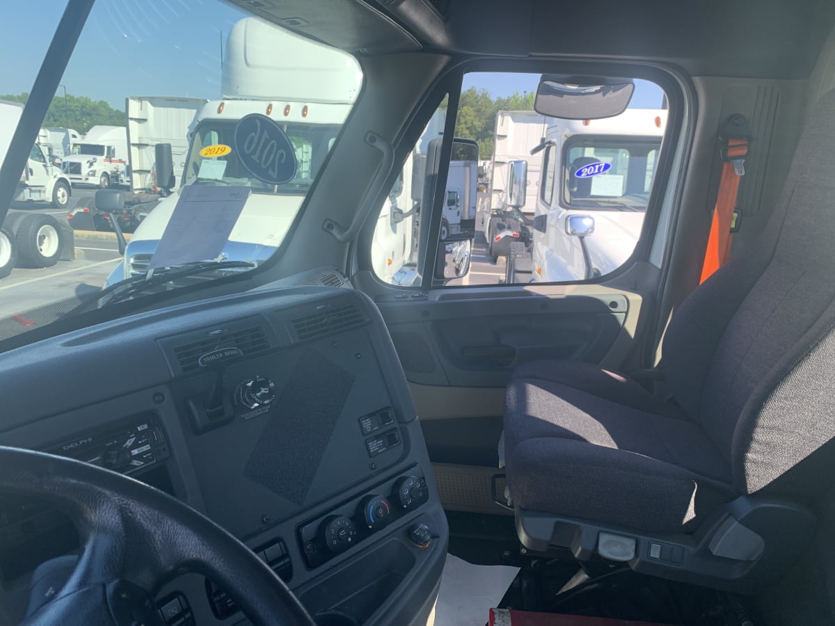 2016 Freightliner/Mercedes CASCADIA 125 652723